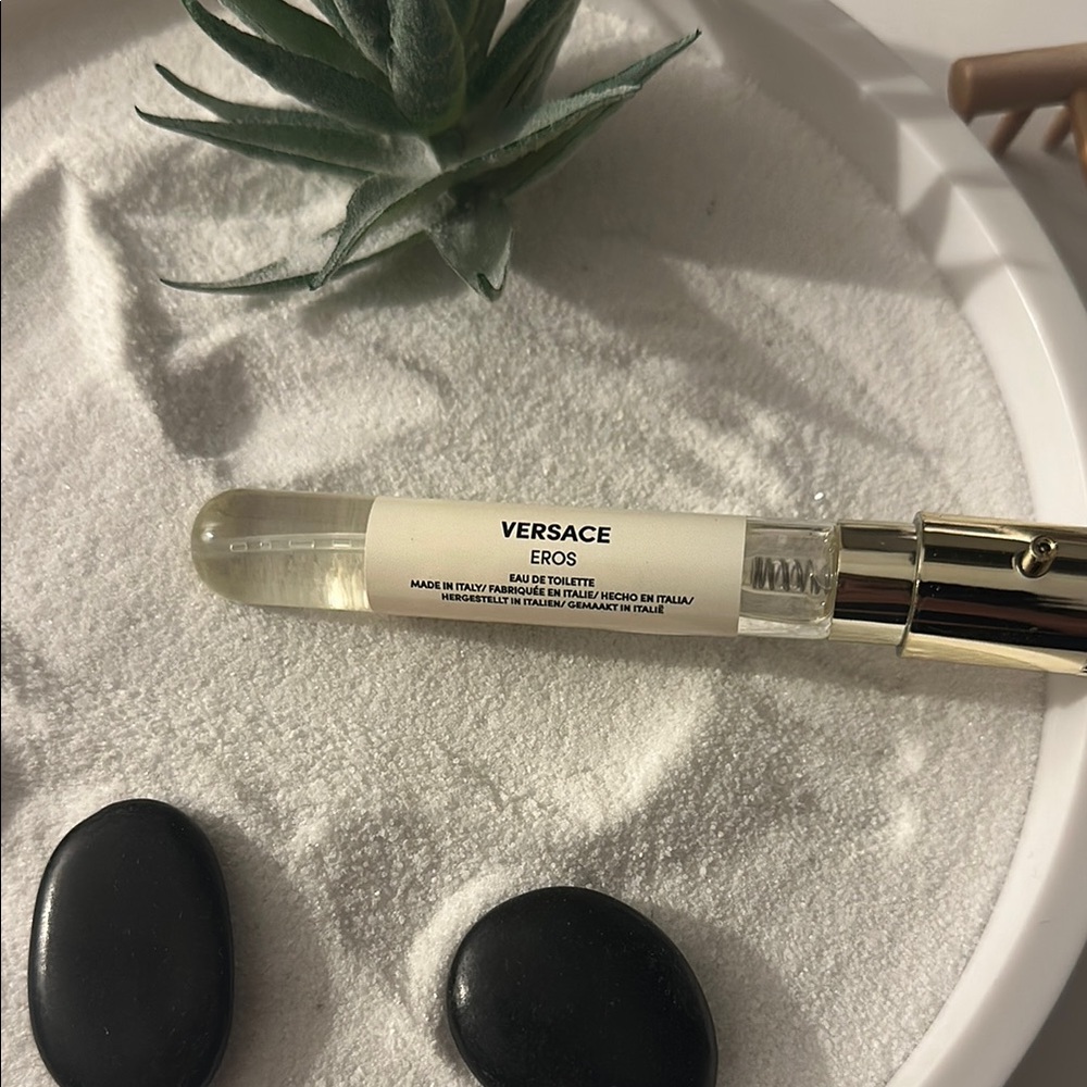 VERSACE EROS Eau de Toilette 8ml Travel Size Spray